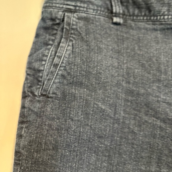 Dockers Women’s Sz: 18W Dark Wash Flat Front Chino Jean Shorts. Slash Pockets. - Picture 12 of 12